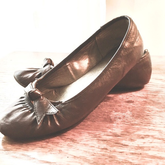 Brown ballet flats - Picture 5 of 7